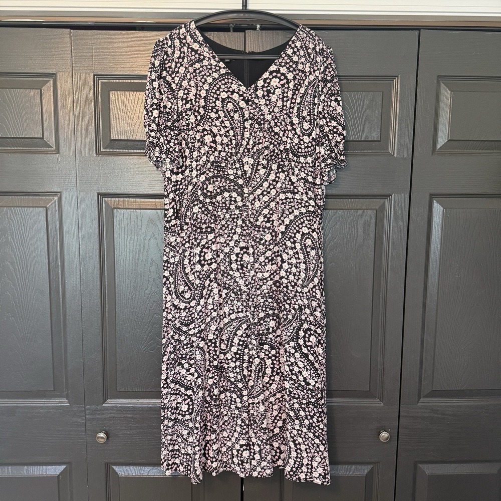 Talbots Short Sleeve Floral Dress Size 16W V-Neck Feminine Dainty Minimalist